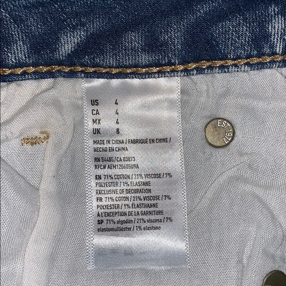 American Eagle Jean Shorts - Picture 6 of 6